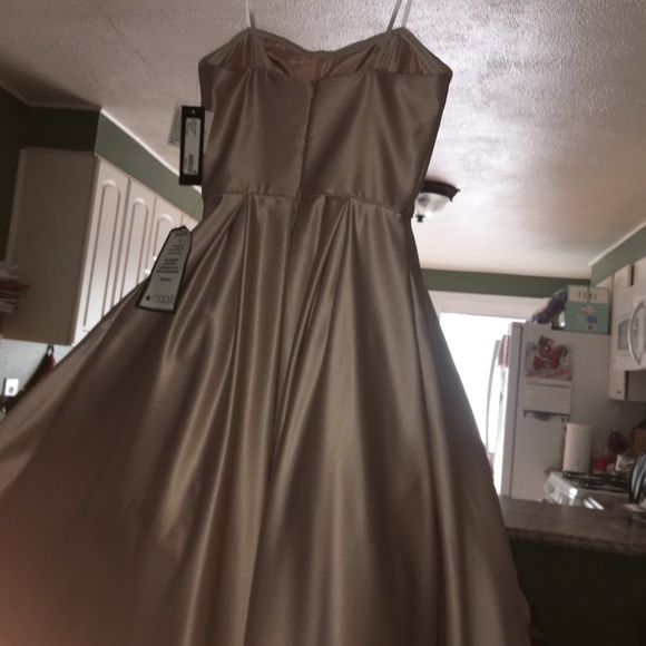 Formal dress Macy’s - Picture 2 of 4